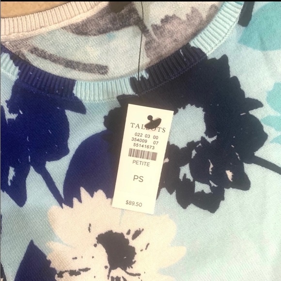 Talbots Long Sleeve Sweater. - Picture 8 of 8